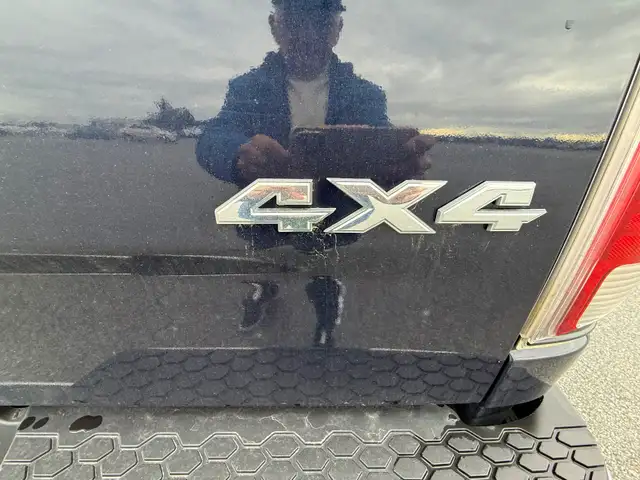 2014 DODGE RAM HD 1/2 TON LARAMIE 4x4 PICKUP - Photo 20