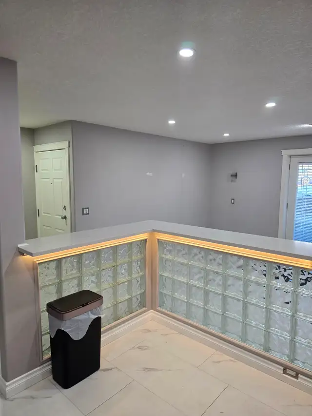 2 bedroom rental NE Calgary - Photo 2