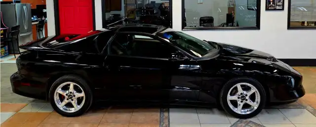 1997 Pontiac Firebird Trans Am WS6/T-Tops/5.7L V8/Clean CarFa... - Photo 6