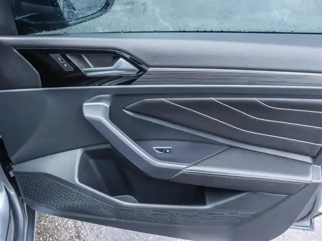 2023 Volkswagen Jetta Highline SEL | HEATED SEATS | SUNROOF |... - Photo 17