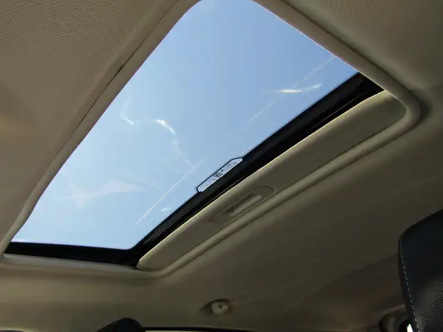 2020 Ford Ecosport SES 4WD CARPLAY / NAVI / BLIND SPOT / SUNROOF - Photo 3