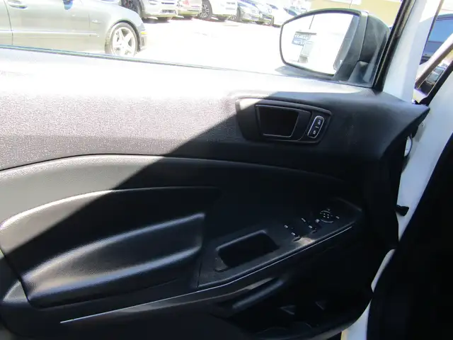 2020 Ford Ecosport SES 4WD CARPLAY / NAVI / BLIND SPOT / SUNROOF - Photo 16