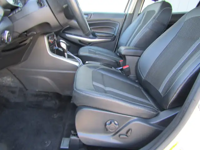 2020 Ford Ecosport SES 4WD CARPLAY / NAVI / BLIND SPOT / SUNROOF - Photo 17