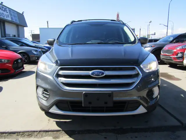 2017 Ford Escape 4WD SE CARPLAY / NAVI / B.CAMERA / SYNC / HEATE - Photo 11