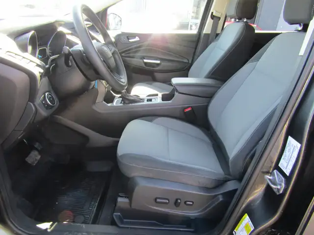 2017 Ford Escape 4WD SE CARPLAY / NAVI / B.CAMERA / SYNC / HEATE - Photo 16