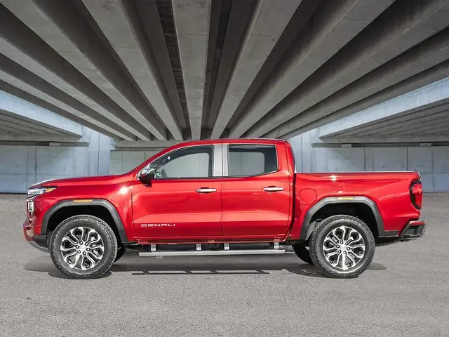 2026 GMC Canyon Denali - Leather Seats - Sunroof - $480 B/W - Photo 3