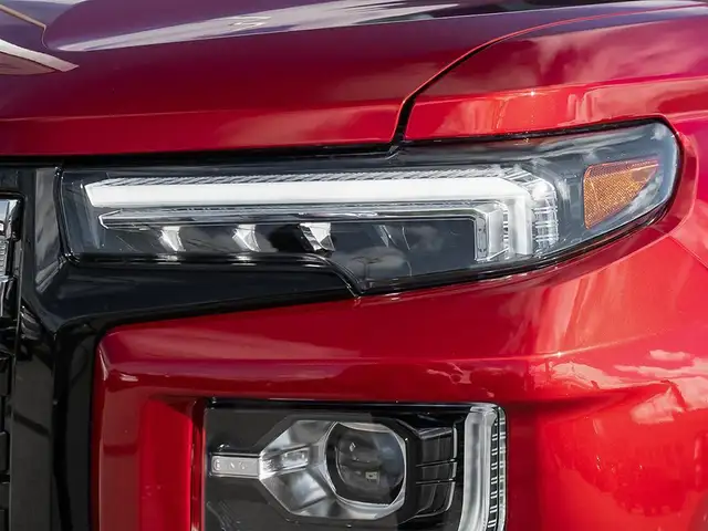 2026 GMC Canyon Denali - Leather Seats - Sunroof - $480 B/W - Photo 10