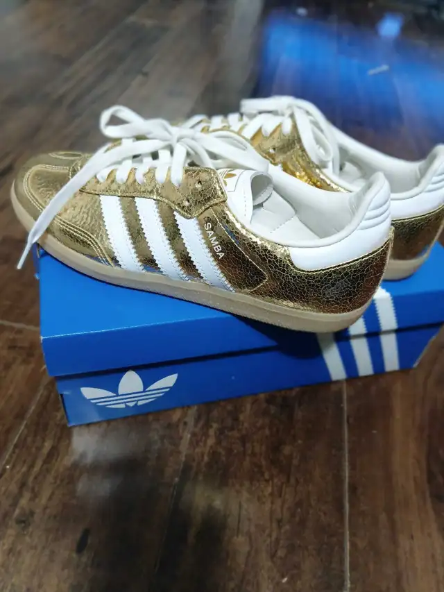 Adidas Samba OG "Gold Metallic" - Brand New in Box