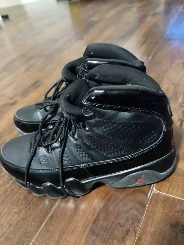 Nike Air Jordan 9's Retro 'Bred' - Size 9.5 - Photo 4