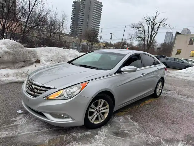 2012 Hyundai Sonata 4dr Sdn 2.4L Auto GLS