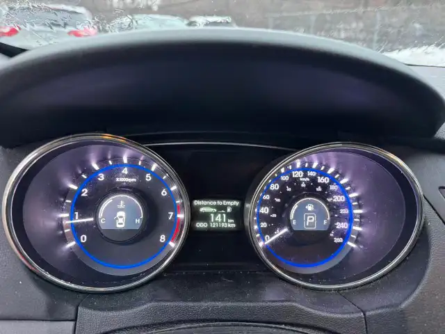 2012 Hyundai Sonata 4dr Sdn 2.4L Auto GLS - Photo 11