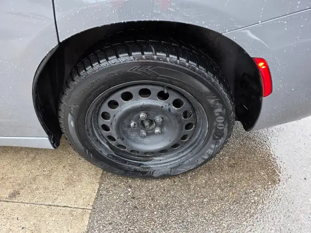 2021 Dodge Charger Police AWD - Photo 7