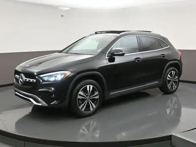 2026 Mercedes-Benz GLA 250 4MATIC NAVIGATION, SUNROOF, APPLE CAR - Photo 3