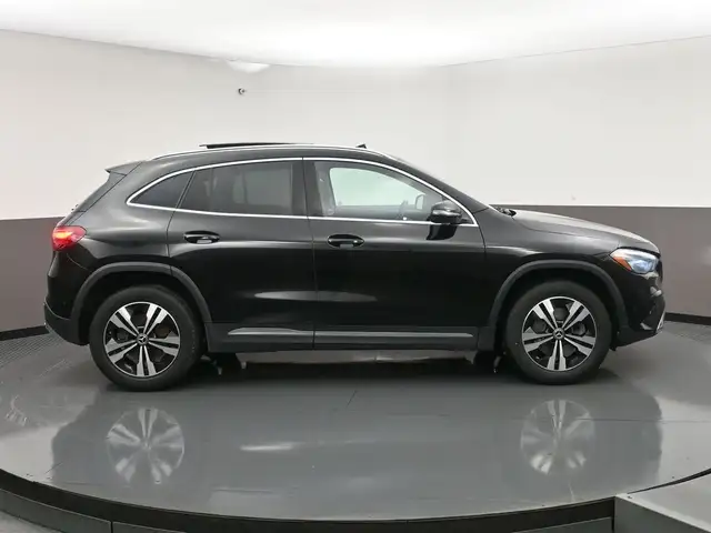 2026 Mercedes-Benz GLA 250 4MATIC NAVIGATION, SUNROOF, APPLE CAR - Photo 35
