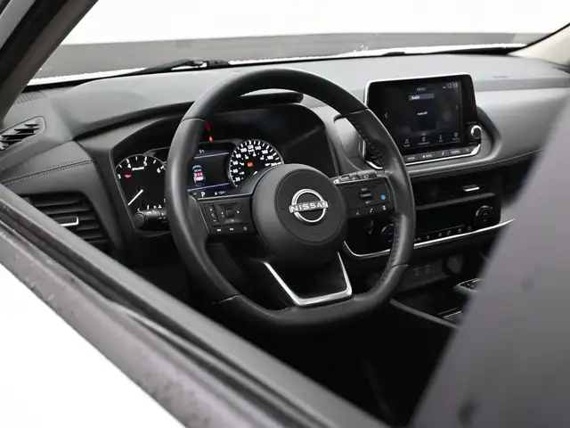 2024 Nissan Rogue HEATED SEATS, HEATED STEERING WHEEL, APPLE CAR - Photo 6