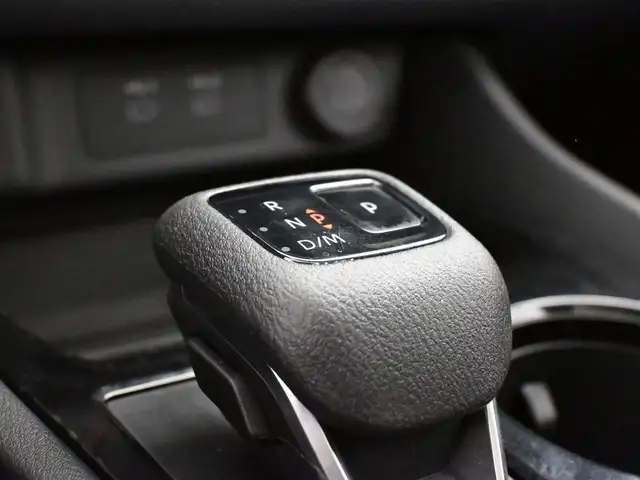 2024 Nissan Rogue HEATED SEATS, HEATED STEERING WHEEL, APPLE CAR - Photo 9