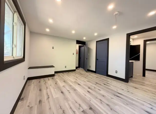 B-48 Alma Street North  - Unit B Apartment for Rent - Photo 4