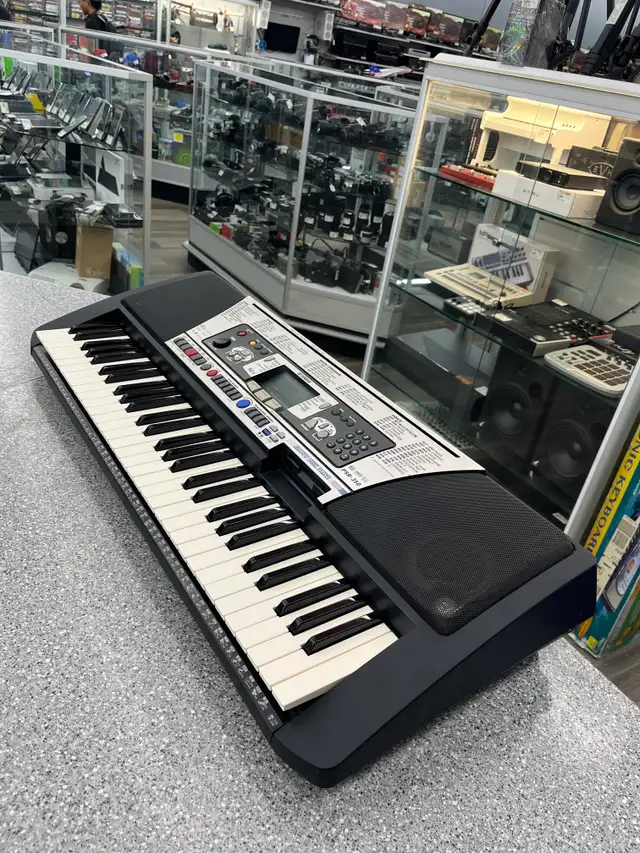 Yamaha PSR-350 Keyboard
