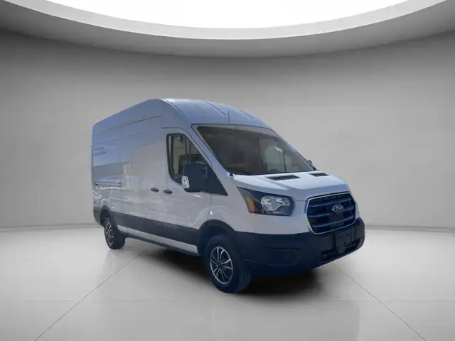 Ford E-Transit Base 2023