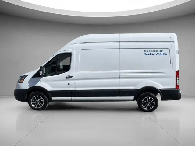 Ford E-Transit Base 2023 - Photo 5