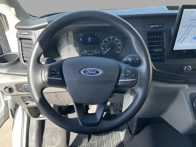 Ford E-Transit Base 2023 - Photo 14