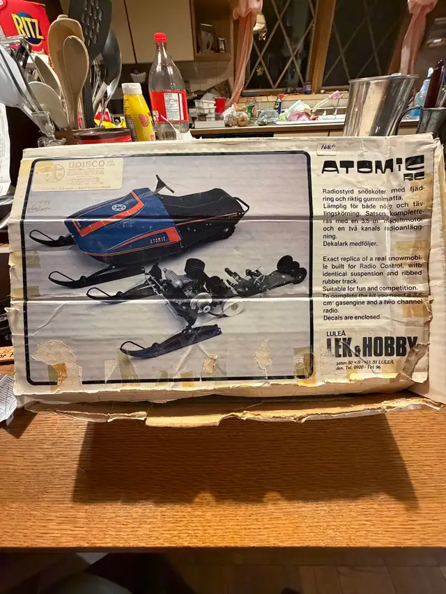 Vintage Snowmobile Radio Control  Atomic Plastic Model Kit 1981
