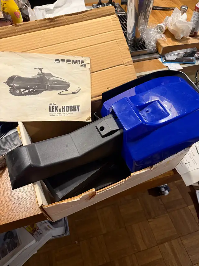 Vintage Snowmobile Radio Control  Atomic Plastic Model Kit 1981 - Photo 6