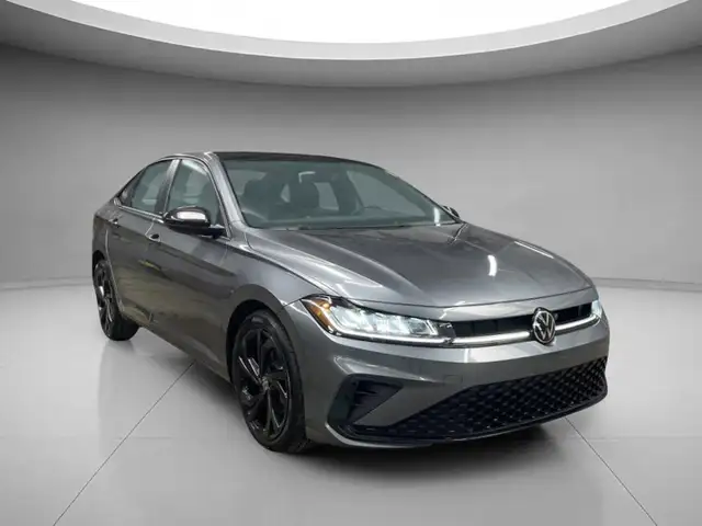 Volkswagen Jetta Comfortline 2025