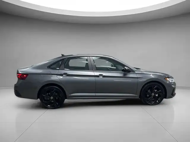 Volkswagen Jetta Comfortline 2025 - Photo 2