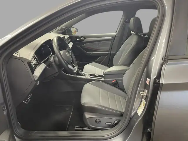 Volkswagen Jetta Comfortline 2025 - Photo 9