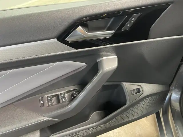 Volkswagen Jetta Comfortline 2025 - Photo 24