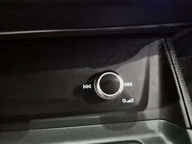 2024 Audi Q3 45 Progressiv 45 Progressiv | Sunroof | Adaptive... - Photo 20