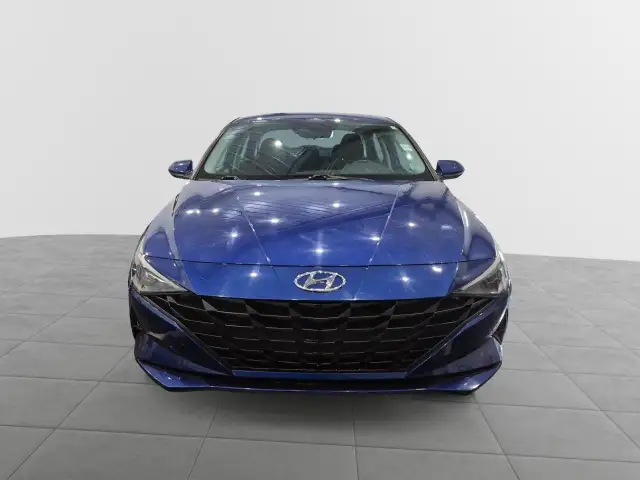 2023 Hyundai Elantra Preferred Preferred | Heated Seats & Ste... - Photo 3