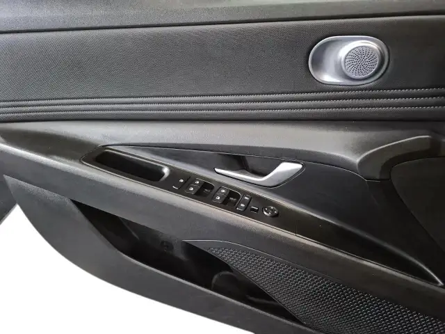 2023 Hyundai Elantra Preferred Preferred | Heated Seats & Ste... - Photo 14