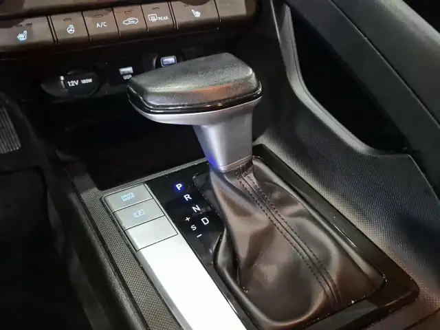 2023 Hyundai Elantra Preferred Preferred | Heated Seats & Ste... - Photo 16