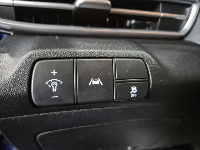 2023 Hyundai Elantra Preferred Preferred | Heated Seats & Ste... - Photo 23