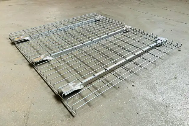 NEW Wire Mesh Decking Deck 42'x46' and 42'x52' Universal Style - Photo 4