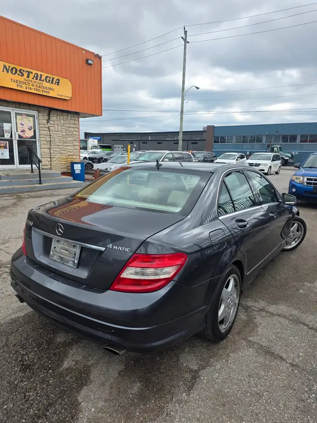 2011 Mercedes-Benz C-Class C250 - Photo 4