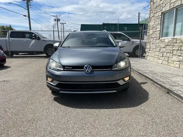 2017 Volkswagen Golf Alltrack 4dr Wgn - Photo 2