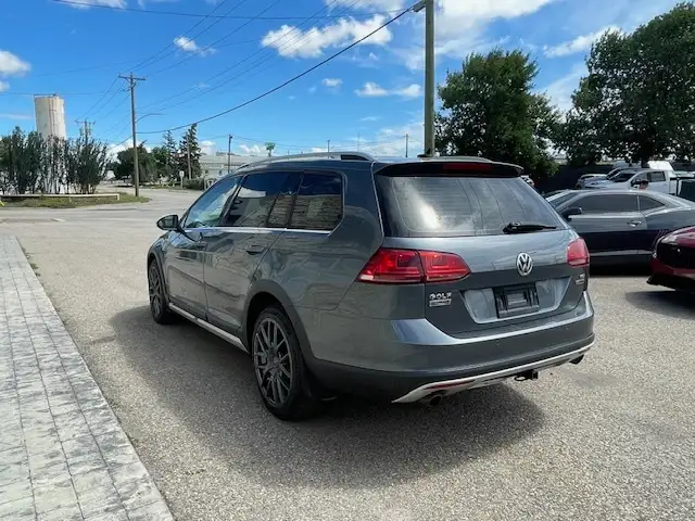2017 Volkswagen Golf Alltrack 4dr Wgn - Photo 8