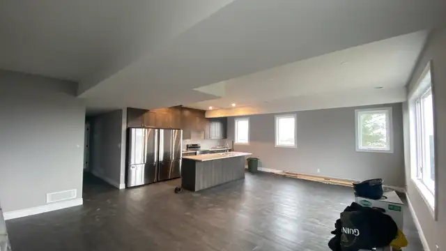 65 Gardiner St - Unit 2, 4 bed, 4 bath STUDENT RENTAL  - Unit 2 - Photo 2