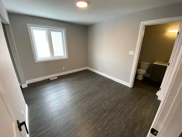 65 Gardiner St - Unit 2, 4 bed, 4 bath STUDENT RENTAL  - Unit 2 - Photo 14