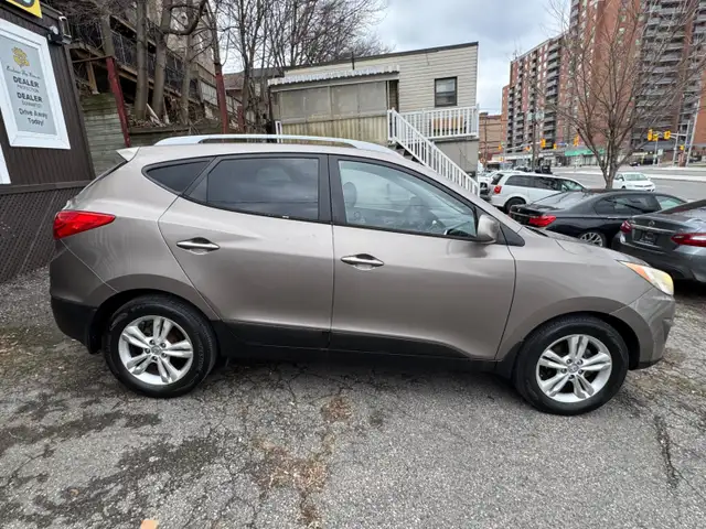 2011 Hyundai Tucson GLS w/HEAT.SEATS/B.TOOTH/ALLOY.RIMS 416-894- - Photo 6