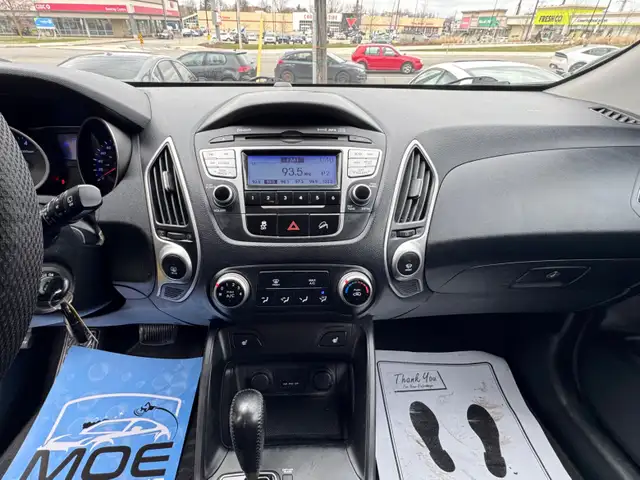 2011 Hyundai Tucson GLS w/HEAT.SEATS/B.TOOTH/ALLOY.RIMS 416-894- - Photo 13