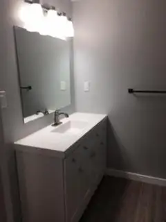 587 Gavin Court - Lower - 2 bed, 1 bath ALL INCLUSIVE - Lower Ap - Photo 6