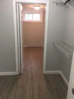 587 Gavin Court - Lower - 2 bed, 1 bath ALL INCLUSIVE - Lower Ap - Photo 7