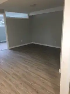 587 Gavin Court - Lower - 2 bed, 1 bath ALL INCLUSIVE - Lower Ap - Photo 10