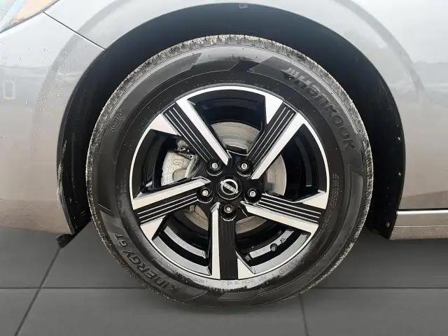 2024 Nissan Sentra SV SV | Adaptive Cruise | Heated Seats - Photo 7