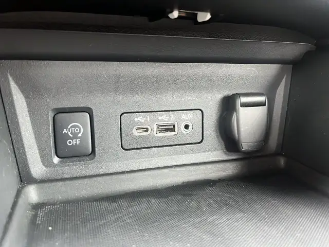 2024 Nissan Sentra SV SV | Adaptive Cruise | Heated Seats - Photo 16