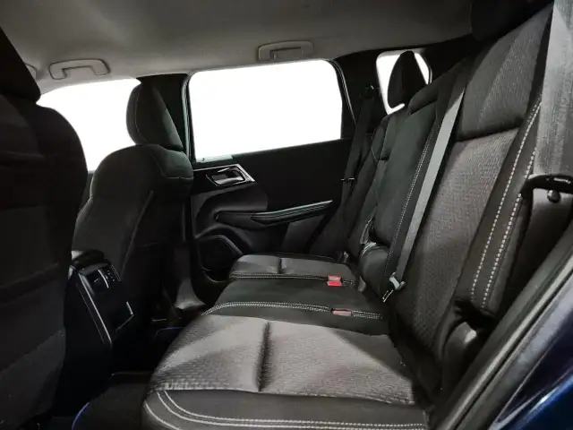 2023 Mitsubishi Outlander Plug-In Hybrid ES ES | 7 Passenger... - Photo 10